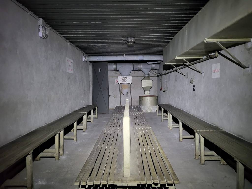 bunker sous paris datant de la seconde guerre mondiale  construit par la defense passive